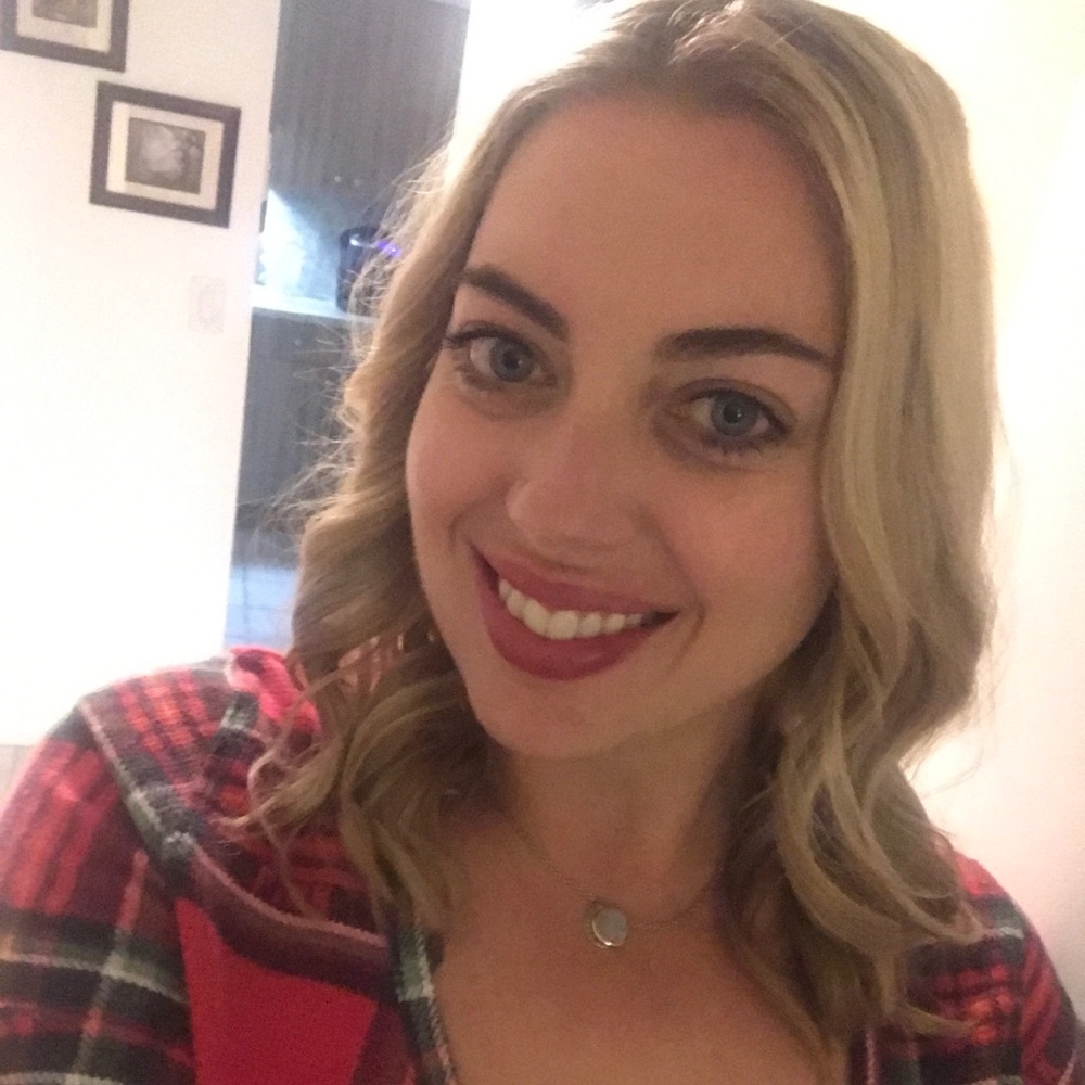 Meet your Posher, Stephanie